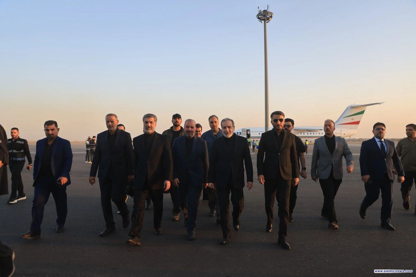 وصول وزير الخارجية الإيراني عباس عراقجي، إلى محافظة النجف الأشرف